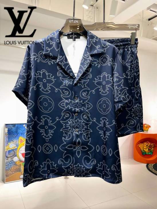 Picture of LV Shirt Pant Suits _SKULVM-3XL24cr1523092